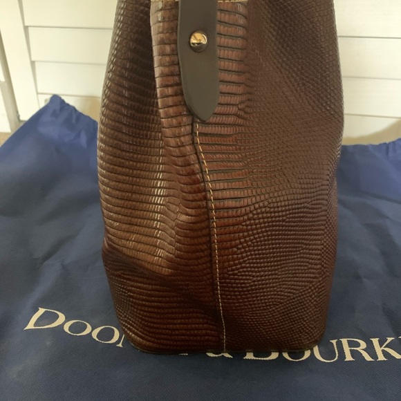Dooney & Bourke large Barlow embossed tote - Picture 10 of 12